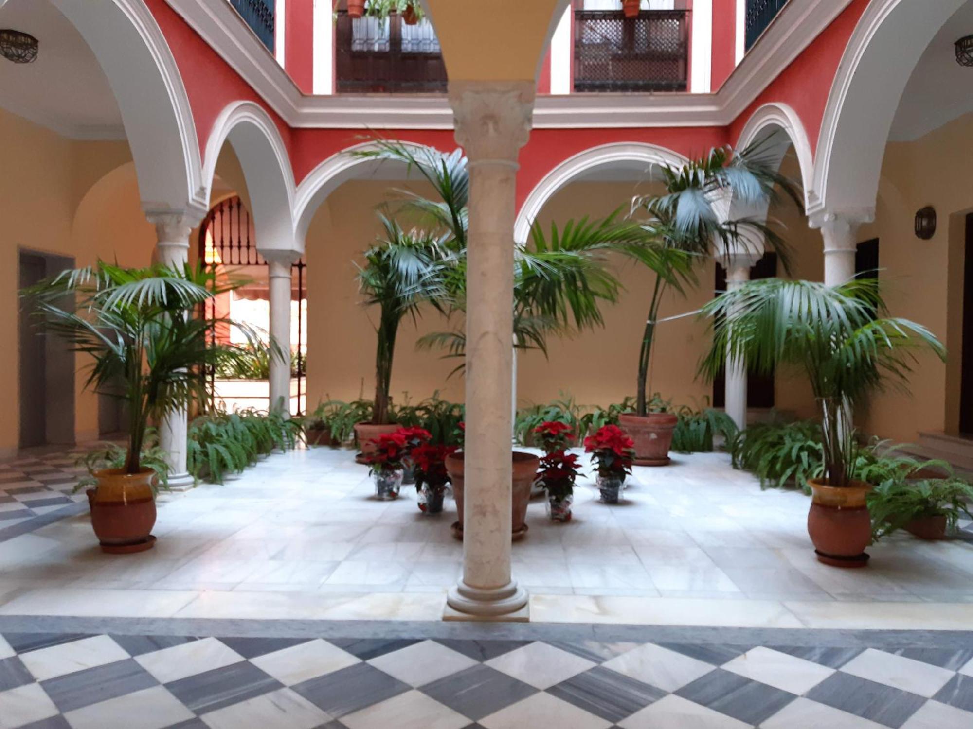 Pilatos Central Superior Seville Ngoại thất bức ảnh