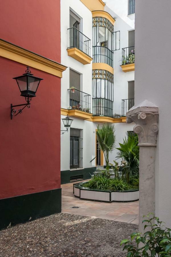 Pilatos Central Superior Seville Ngoại thất bức ảnh